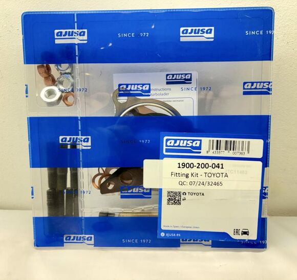 AJUSA 1900-200-041 Fitting Kit for Toyota Landcruiser